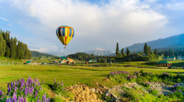 Thrilling Kashmir Holiday Adventure